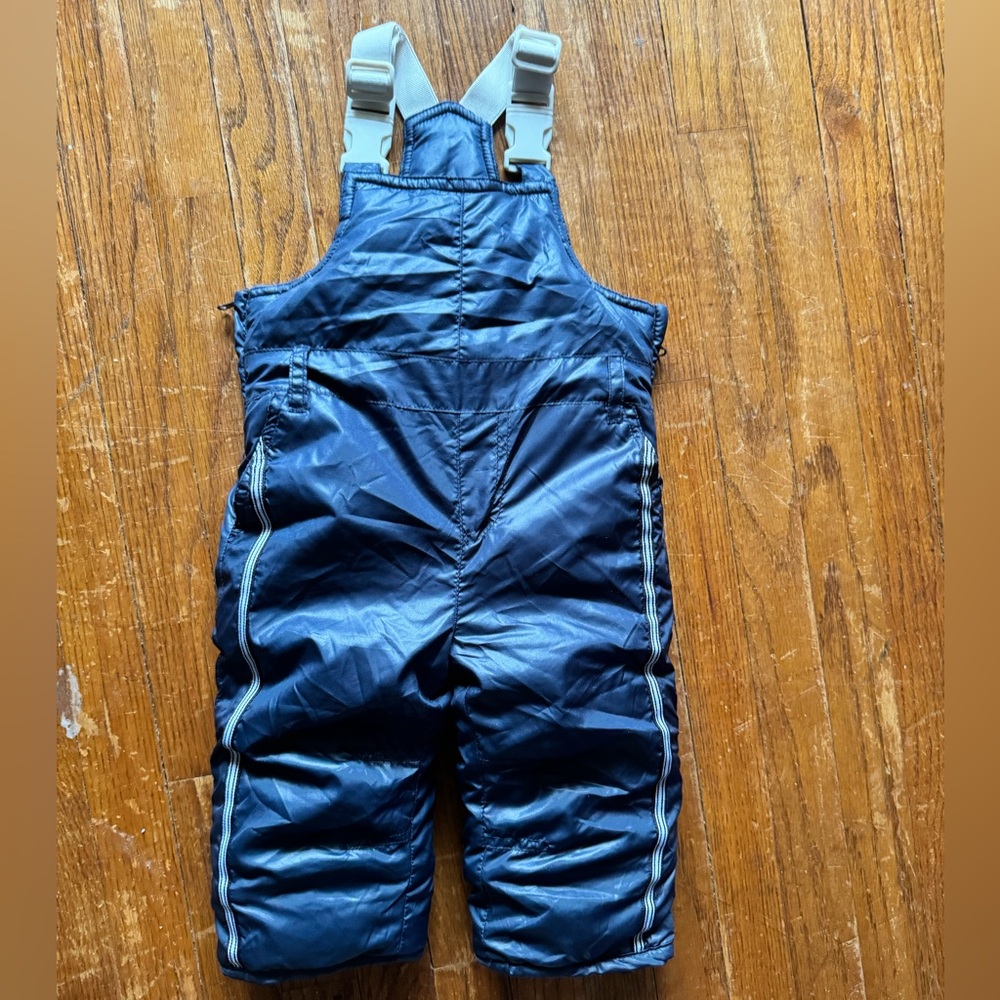 80’s kids Vintage snow pants overalls 6-9 months 
Baby’s r us